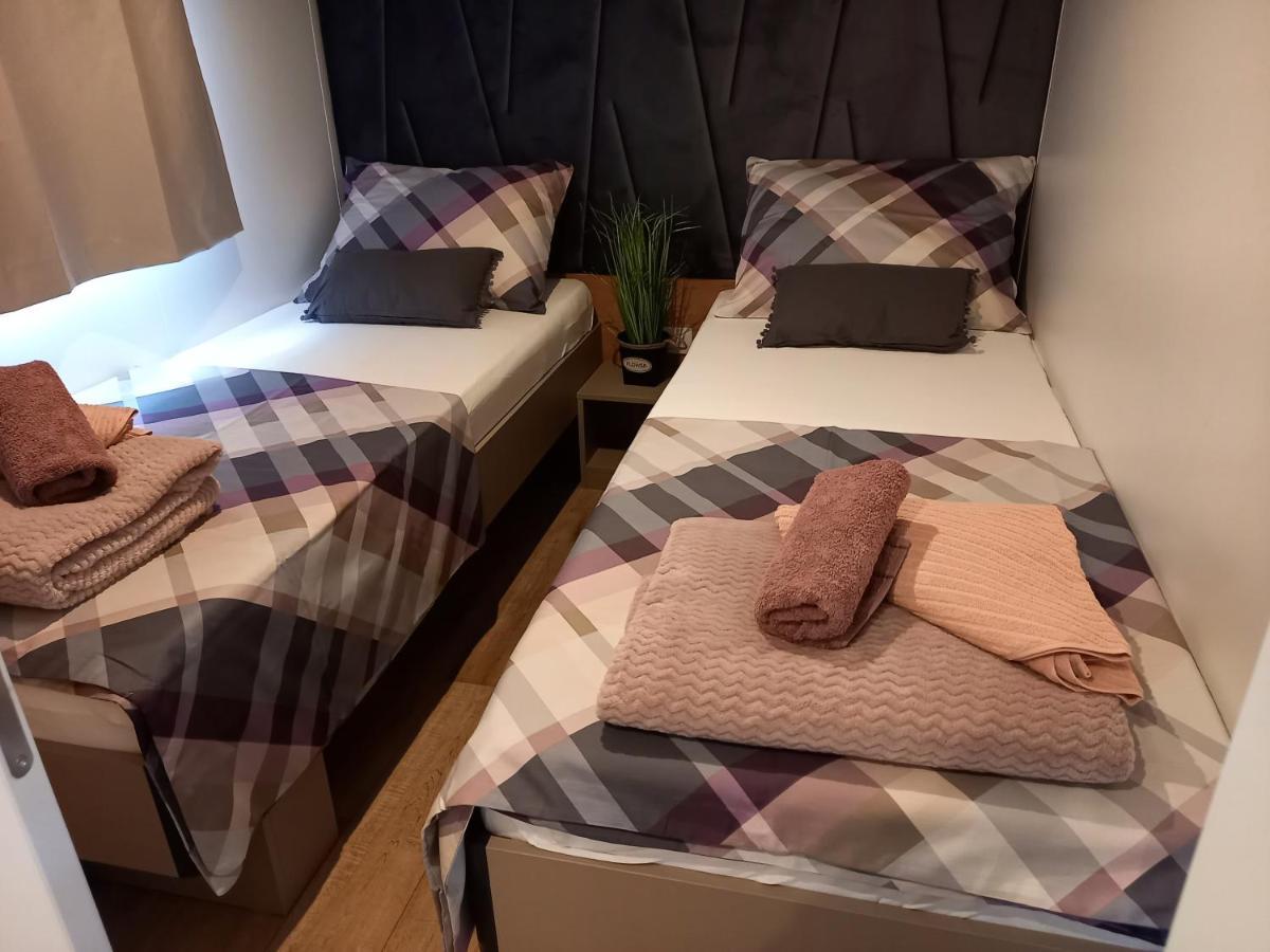 Mobile Home Agava 2 Biograd Na Moru Exterior foto
